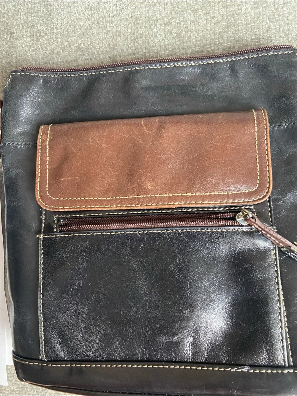 Gianni Bini compact leather